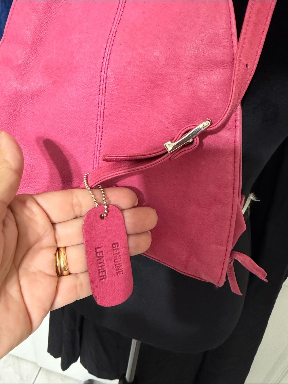 Nina Donna crossbody pink bag hidden pocket - Picture 5 of 9